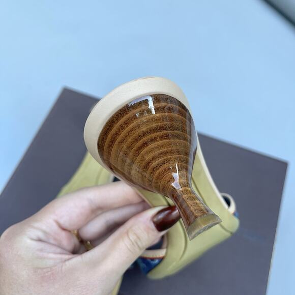 Louis Vuitton Blue Monogram Denim Kitten Heels Mules Slides Size EU 36 - Picture 10 of 11